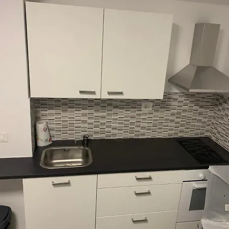 Old Town Гостевой дом Изола